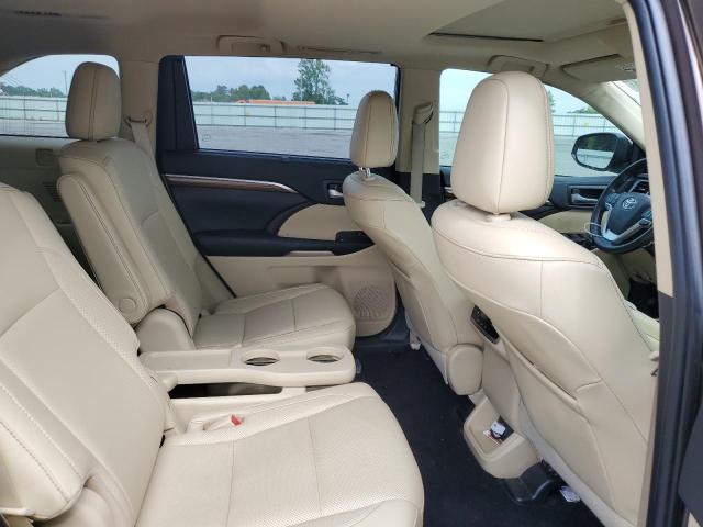 Photo 10 from auction – 2019 TOYOTA HIGHLANDER with VIN 5TDDZRFH7KS979122