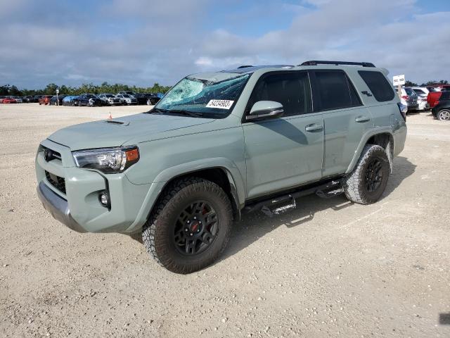TOYOTA 4RUNNER SR 2022 with VIN JTERU5JR4N6074169 - Photo from auction