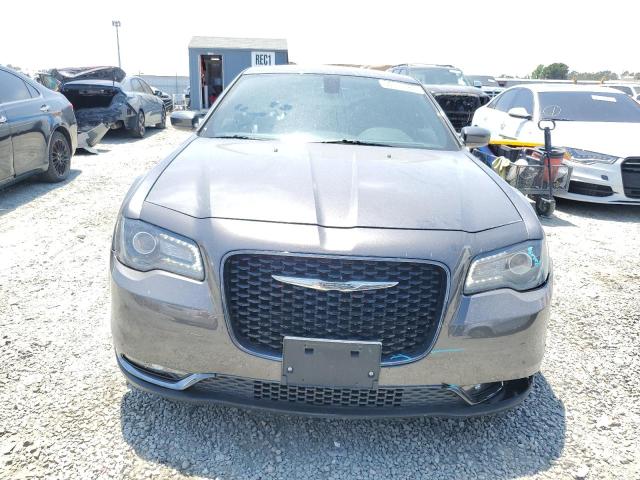 Photo 5 from auction – 2018 CHRYSLER 300 S with VIN 2C3CCABG9JH213969