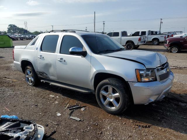 Photo 4 from auction – 2013 CHEVROLET AVALANCHE with VIN 3GNMCEE09DG161471