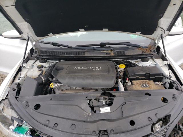 Photo 11 from auction – 2015 CHRYSLER 200 S with VIN 1C3CCCBB0FN760630