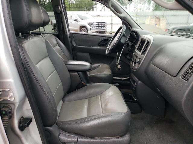 Photo 7 from auction – 2003 FORD ESCAPE XLT with VIN 1FMYU03113KC96856
