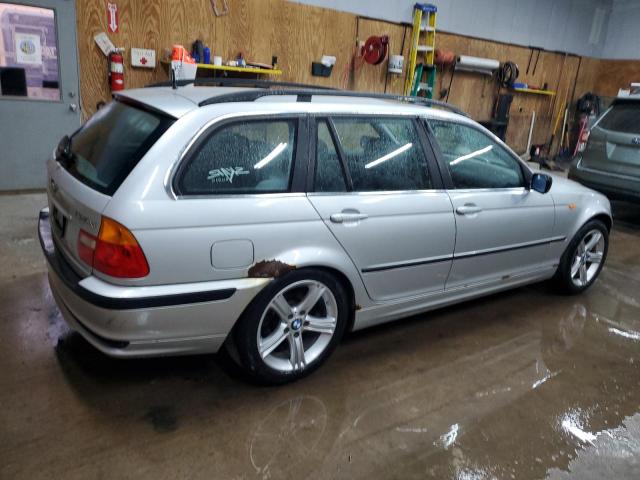 Photo 3 from auction – 2002 BMW 325 XIT with VIN WBAEP33472PF00653