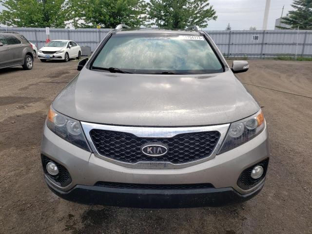 Photo 5 from auction – 2013 KIA SORENTO EX with VIN 5XYKUDA29DG329025