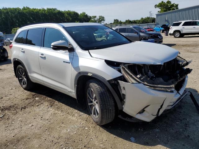 Photo 4 from auction – 2018 TOYOTA HIGHLANDER with VIN 5TDJGRFH5JS039022