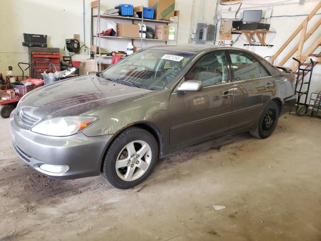 TOYOTA CAMRY LE 2004 with VIN 4T1BE32K74U914833 - Photo from auction