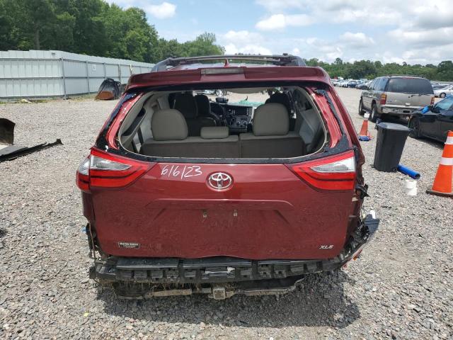Photo 6 from auction – 2018 TOYOTA SIENNA XLE with VIN 5TDYZ3DC2JS906938