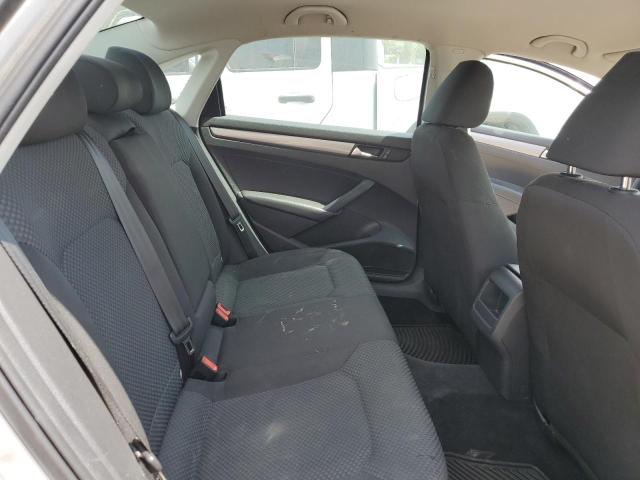 Photo 10 from auction – 2013 VOLKSWAGEN PASSAT S with VIN 1VWAP7A30DC000406