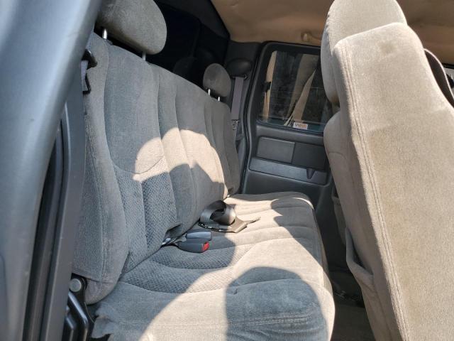 Снимка 10 от търг – 2005 CHEVROLET SILVERADO с VIN 1GCEK19T05E205153