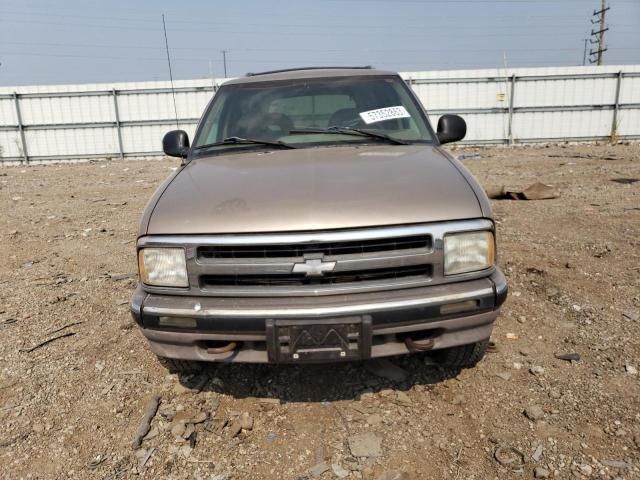 Photo 5 from auction – 1997 CHEVROLET BLAZER with VIN 1GNDT13W3V2187929
