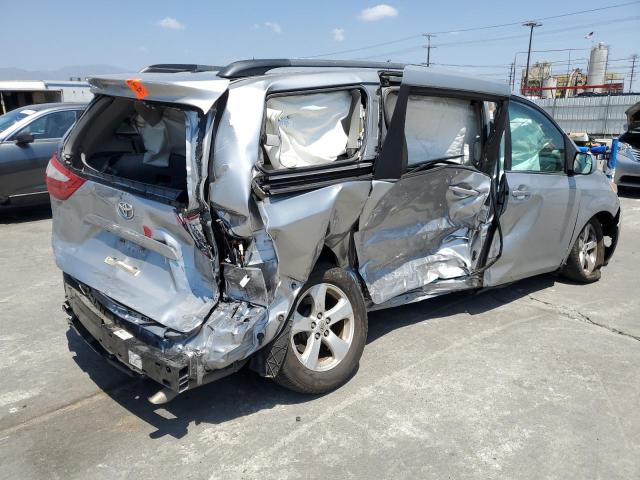 Photo 3 from auction – 2015 TOYOTA SIENNA LE with VIN 5TDKK3DC8FS564400