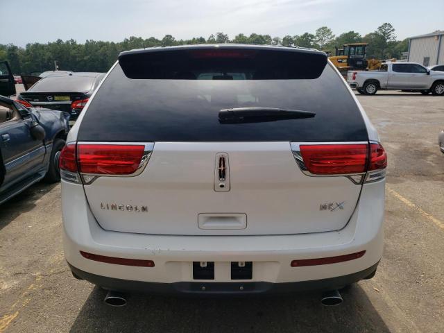 Photo 6 from auction – 2011 LINCOLN MKX with VIN 2LMDJ6JK8BBJ28523