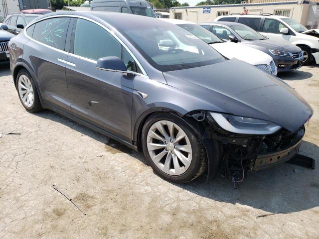 Photo 4 from auction – 2020 TESLA MODEL X with VIN 5YJXCDE2XLF232537