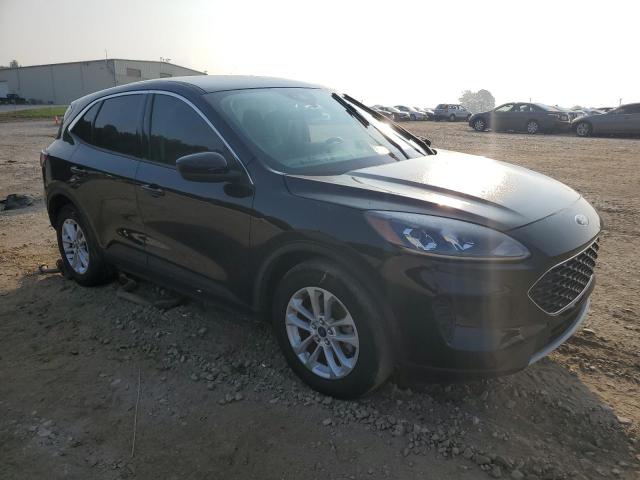 Photo 4 from auction – 2020 FORD ESCAPE SE with VIN 1FMCU0G64LUA21650