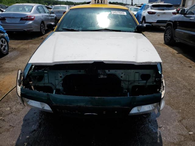 Photo 5 from auction – 2005 FORD CROWN VICT with VIN 2FAFP71W45X159233