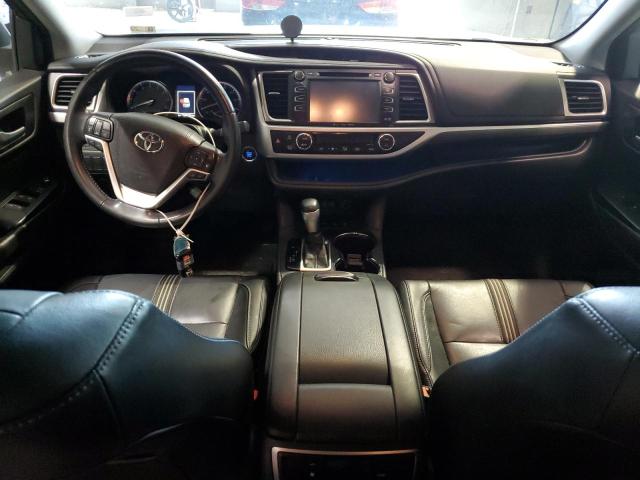 Photo 8 from auction – 2017 TOYOTA HIGHLANDER with VIN 5TDJZRFH1HS478822