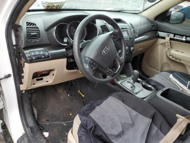 Photo 8 from auction – 2013 KIA SORENTO with VIN 5XYKTDA27DG328216
