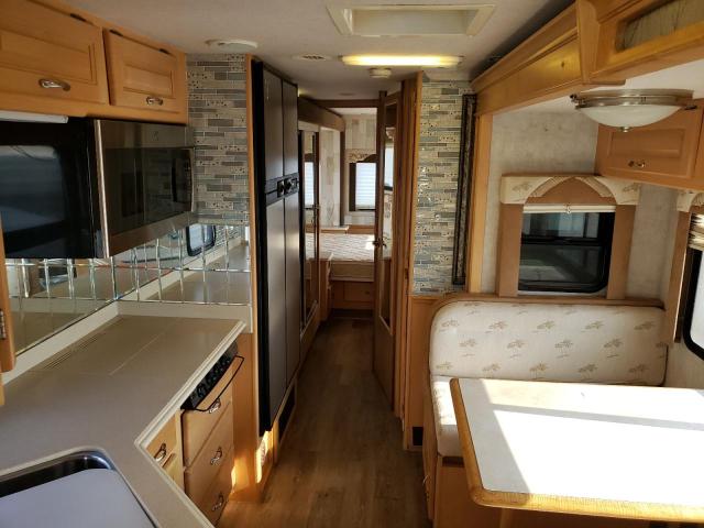 Photo 9 from auction – 2005 DOLP MOTORHOME with VIN 5B4MP67G953400136