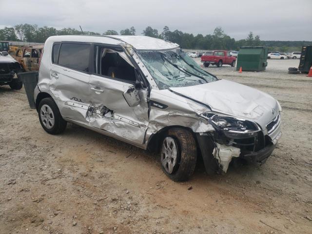 Photo 4 from auction – 2012 KIA SOUL with VIN KNDJT2A5XC7458738