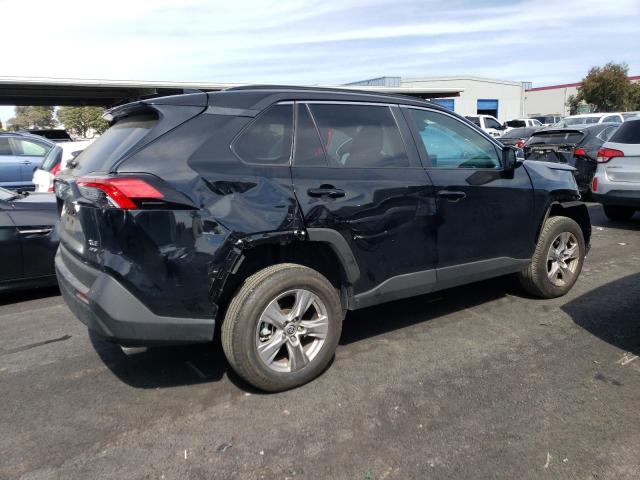 Photo 3 from auction – 2022 TOYOTA RAV4 XLE with VIN 2T3P1RFV2NC319021