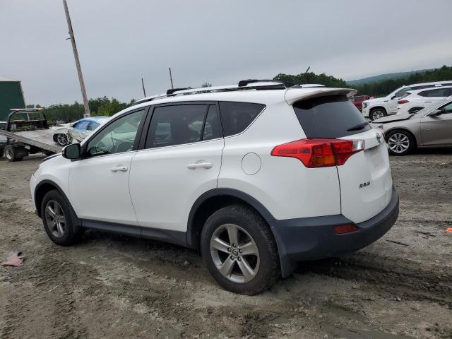 Photo 2 from auction – 2015 TOYOTA RAV4 XLE with VIN JTMRFREV4FD143291