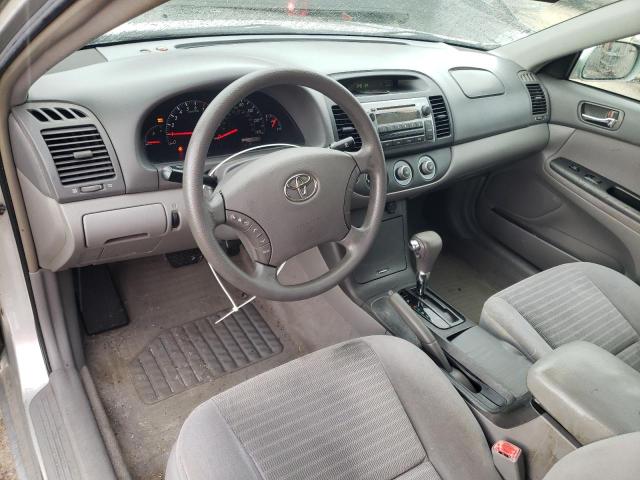 Photo 8 from auction – 2005 TOYOTA CAMRY LE with VIN 4T1BE30K35U509749