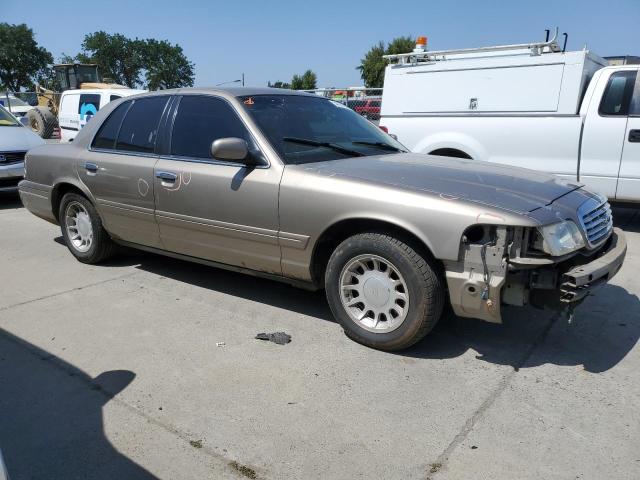 Photo 4 from auction – 2002 FORD CROWN VICT with VIN 2FAFP74W52X122957