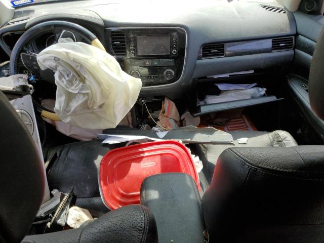 Photo 8 from auction – 2016 MITSUBISHI OUTLANDER with VIN JA4AD3A35GZ015869