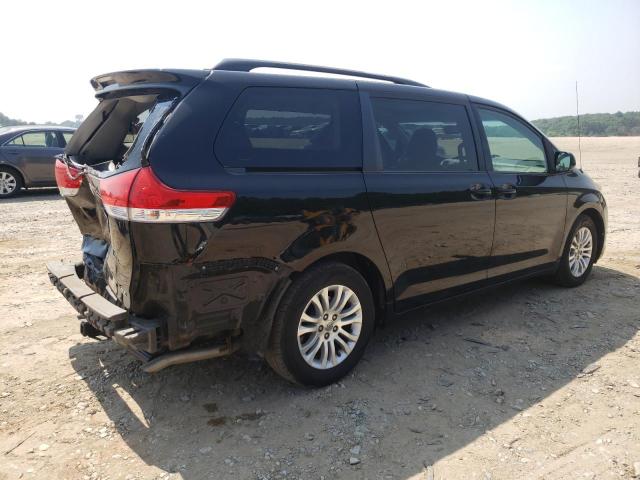 Photo 3 from auction – 2013 TOYOTA SIENNA XLE with VIN 5TDYK3DC9DS385239