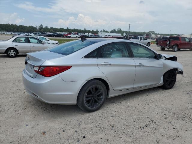 Photo 3 from auction – 2011 HYUNDAI SONATA with VIN 5NPEB4AC0BH239344