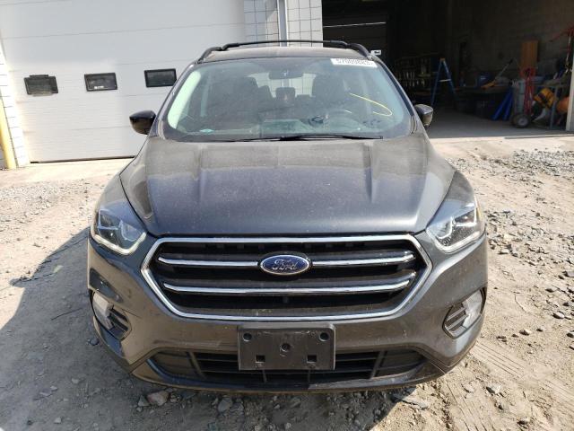 Photo 5 from auction – 2017 FORD ESCAPE SE with VIN 1FMCU0GD5HUA23252