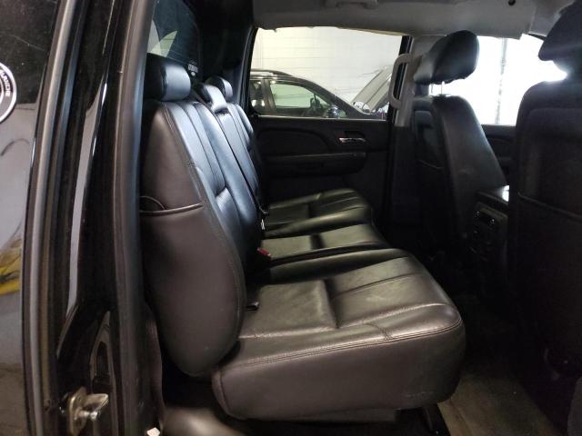 Photo 10 from auction – 2013 CHEVROLET AVALANCHE with VIN 3GNTKFE70DG261556