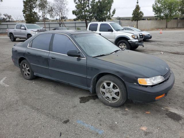 Photo 4 from auction – 1995 HONDA ACCORD EX with VIN 1HGCD5652SA002736