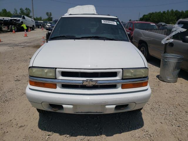Photo 5 from auction – 2004 CHEVROLET BLAZER with VIN 1GNDT13X04K116663