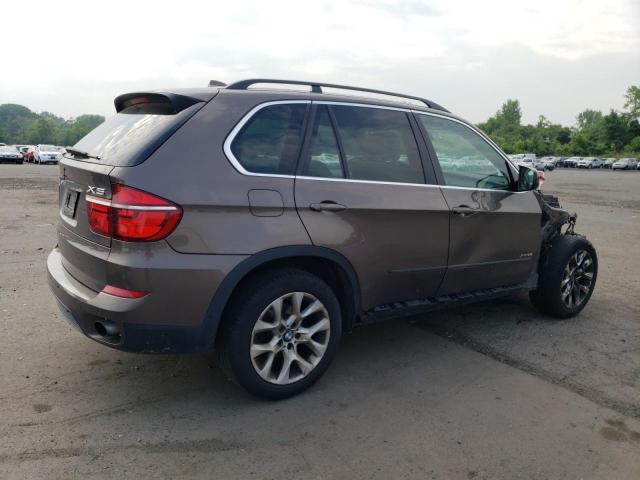 Photo 3 from auction – 2013 BMW X5 XDRIVE3 with VIN 5UXZV4C52D0E09177