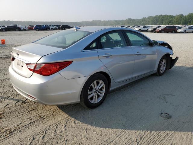 Photo 3 from auction – 2013 HYUNDAI SONATA GLS with VIN 5NPEB4AC2DH564936