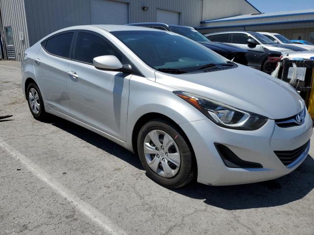 Photo 4 from auction – 2016 HYUNDAI ELANTRA SE with VIN 5NPDH4AE3GH756074
