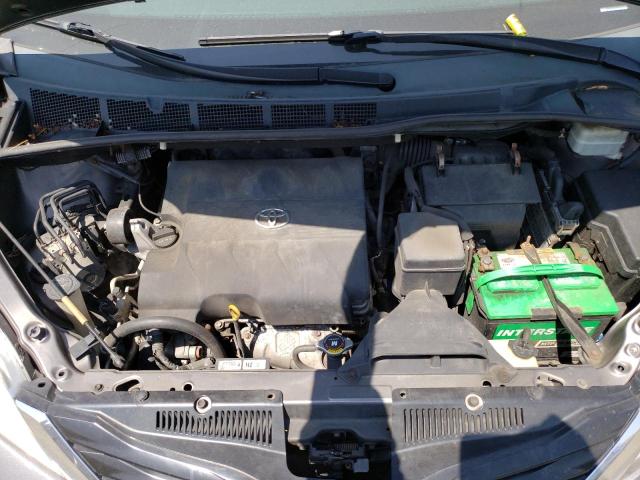 Photo 12 from auction – 2011 TOYOTA SIENNA LE with VIN 5TDKK3DCXBS166955