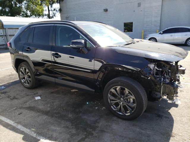 Photo 4 from auction – 2022 TOYOTA RAV4 XLE P with VIN 4T3B6RFV4NU080694
