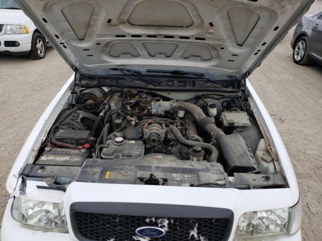 Photo 11 from auction – 2006 FORD CROWN VICT with VIN 2FAFP71W86X166350