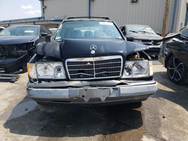 Photo 5 from auction – 1995 MERCEDES-BENZ E 320 with VIN WDBEA92E6SF307168