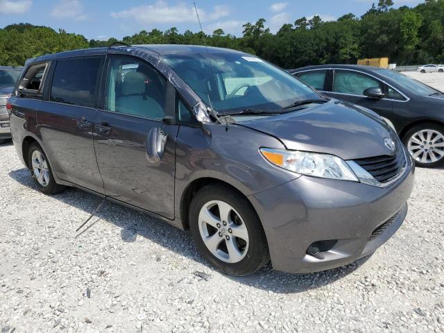 Photo 4 from auction – 2013 TOYOTA SIENNA LE with VIN 5TDKK3DC8DS371144