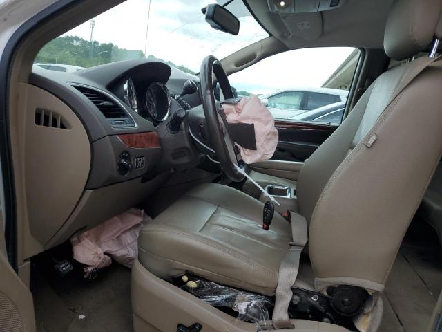 Photo 7 from auction – 2016 CHRYSLER TOWN & COU with VIN 2C4RC1BG2GR230573