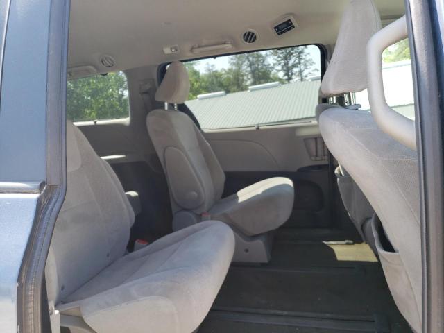 Photo 11 from auction – 2015 TOYOTA SIENNA LE with VIN 5TDJK3DCXFS102478