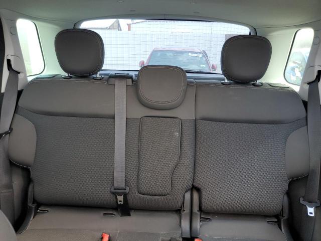 Photo 10 from auction – 2014 FIAT 500L TREKK with VIN ZFBCFADH9EZ018570