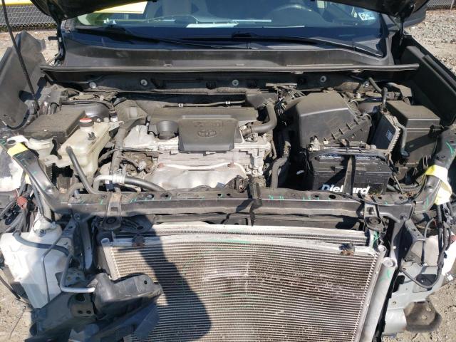 Photo 12 from auction – 2016 TOYOTA RAV4 LE with VIN JTMBFREVXGJ051798