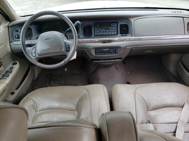 Photo 8 from auction – 2000 FORD CROWN VICT with VIN 2FAFP74W3YX154850