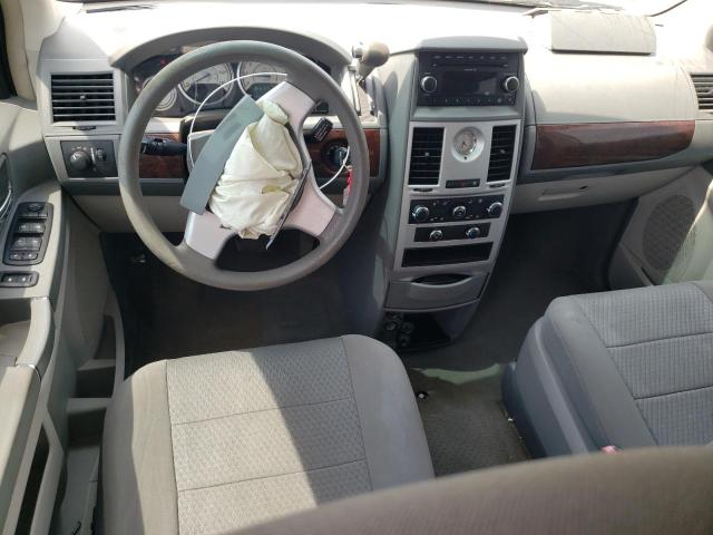 Photo 8 from auction – 2010 CHRYSLER TOWN & COU with VIN 2A4RR4DEXAR153139