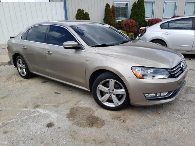 Photo 4 from auction – 2015 VOLKSWAGEN PASSAT S with VIN 1VWAS7A38FC111335