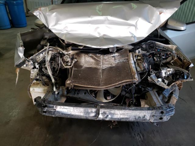 Photo 11 from auction – 2014 TOYOTA COROLLA L with VIN 5YFBURHE6EP023698